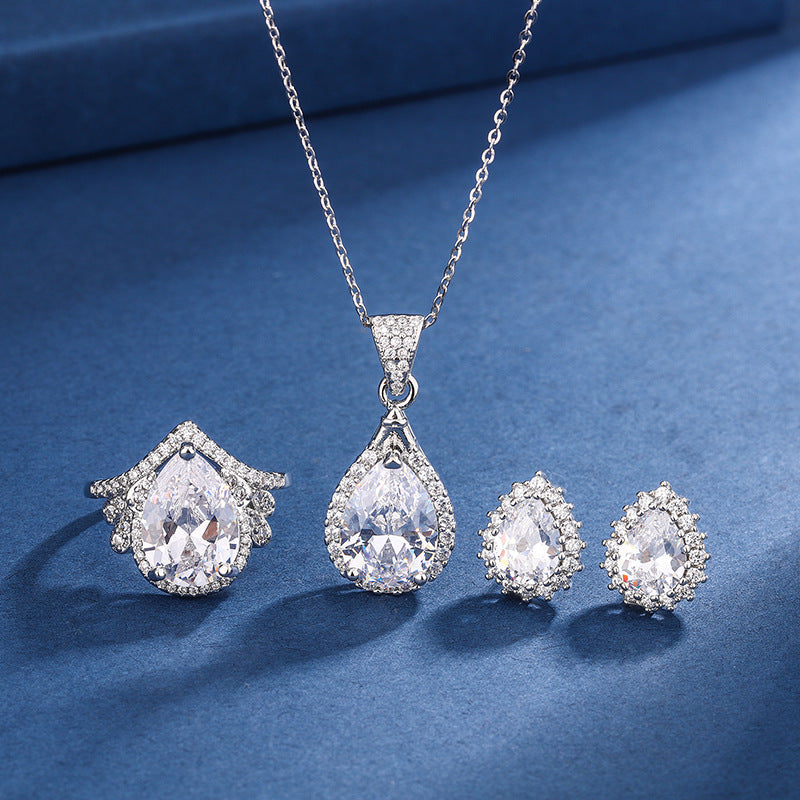 Aria Teardrop White Set | White Gold 16k