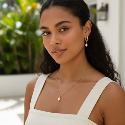Ornate Pearl Pendant Necklace
