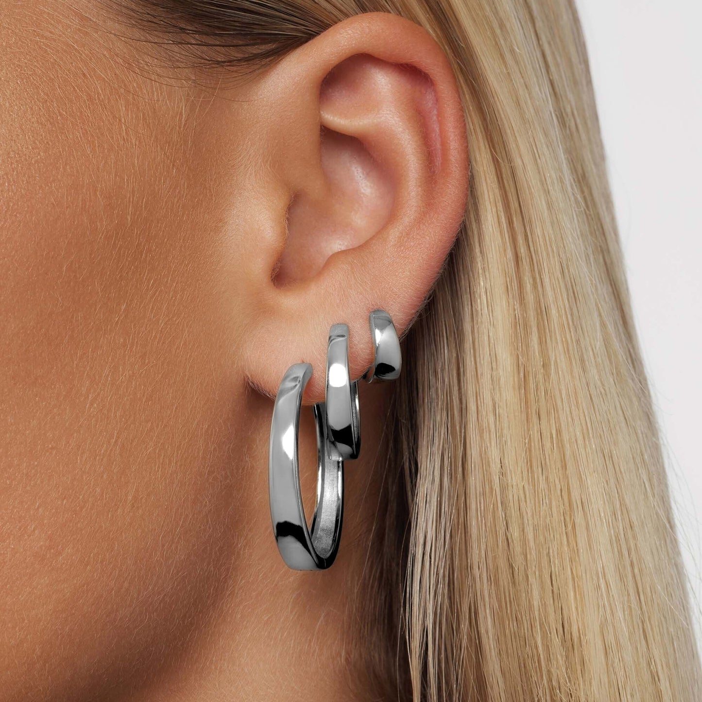 Gia Statement Hoops | White Gold 18k