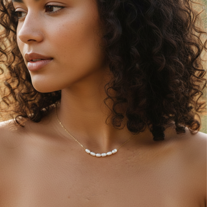 Elegant Freshwater Pearl Choker Necklace
