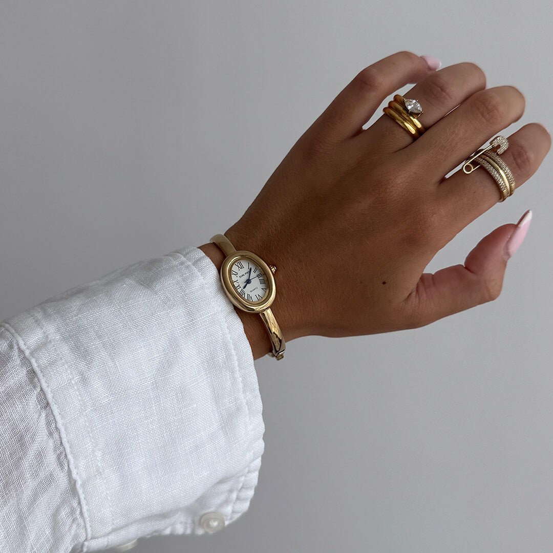 Juliet Vintage Bangle Watch – Kora Jewelry display picture 2