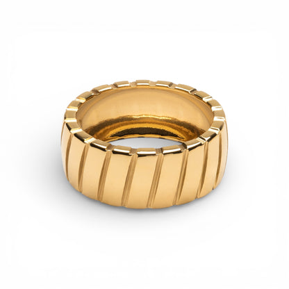 Statement Ring