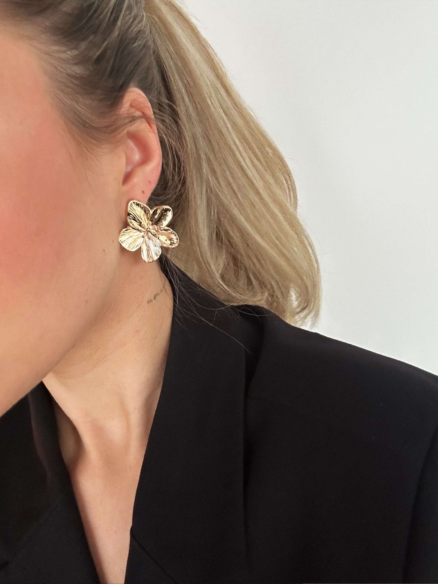 Lea Floral Statement Earrings - Gold Plated