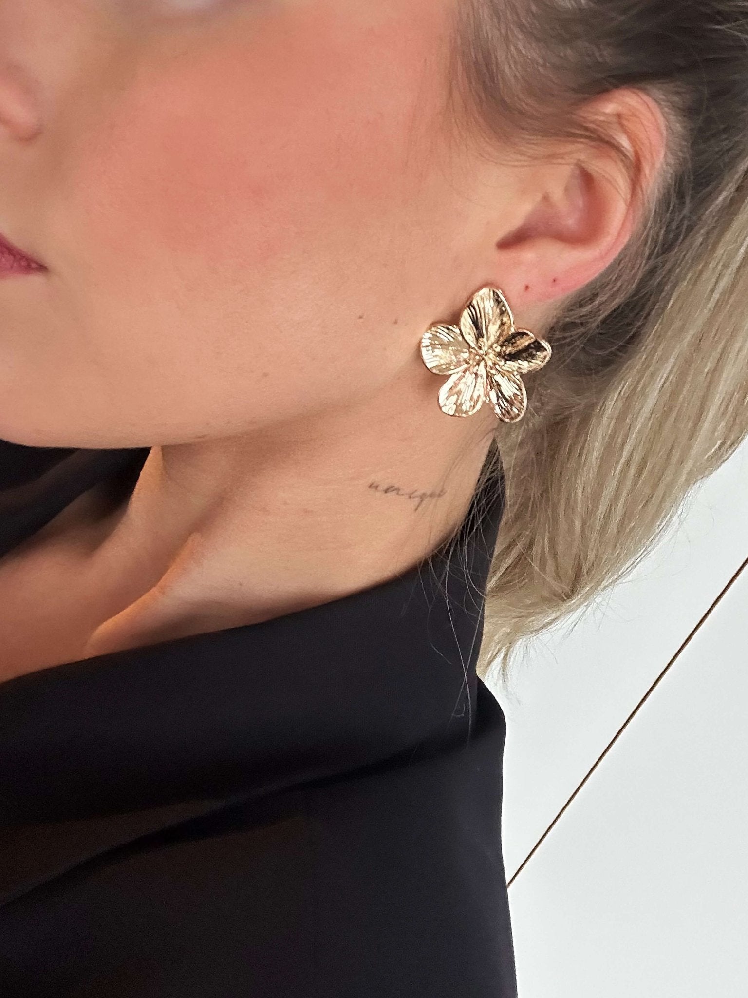 Lea Floral Statement Earrings - Gold Plated