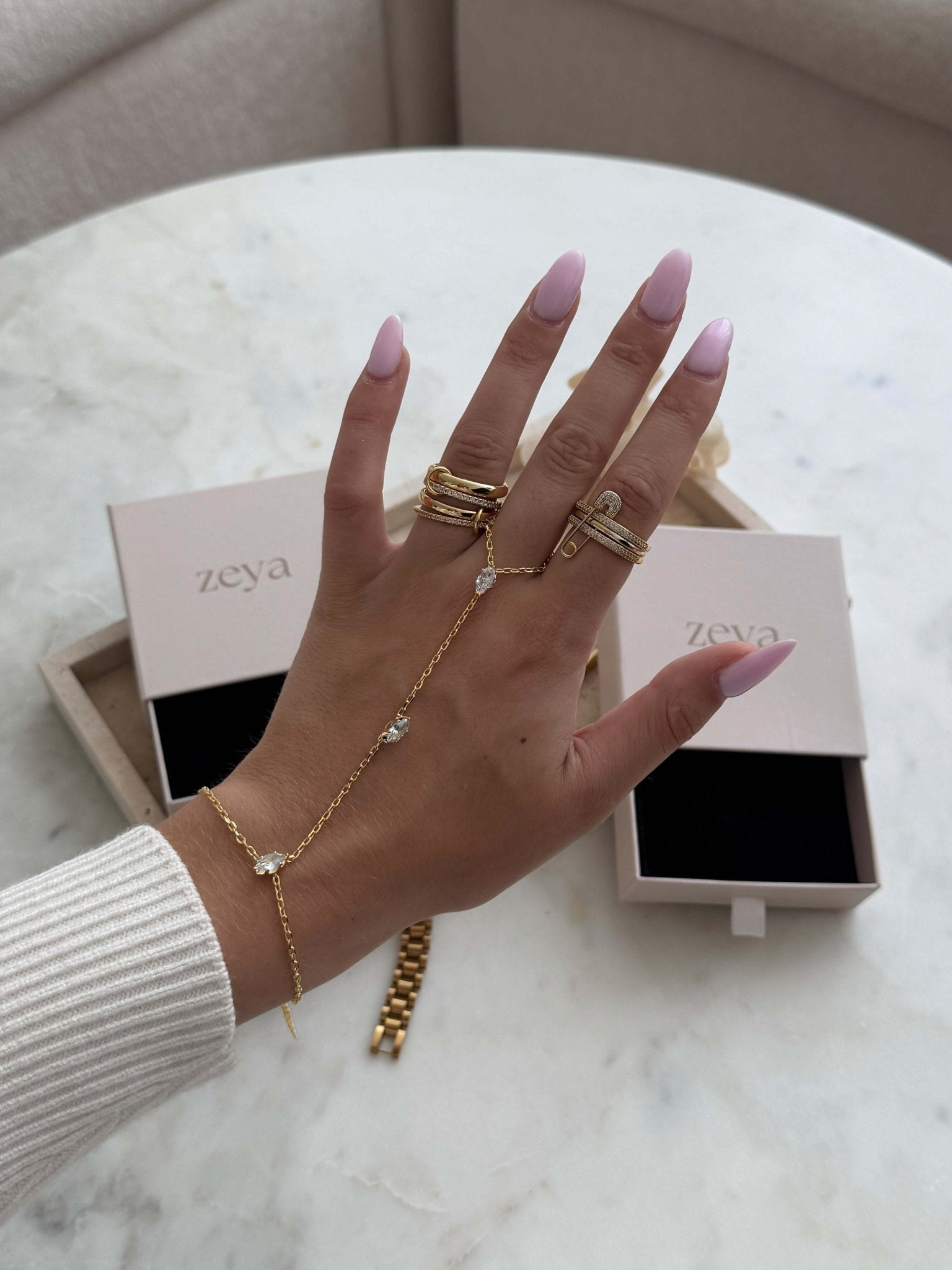 Marquise Zirconia Chain Bracelet