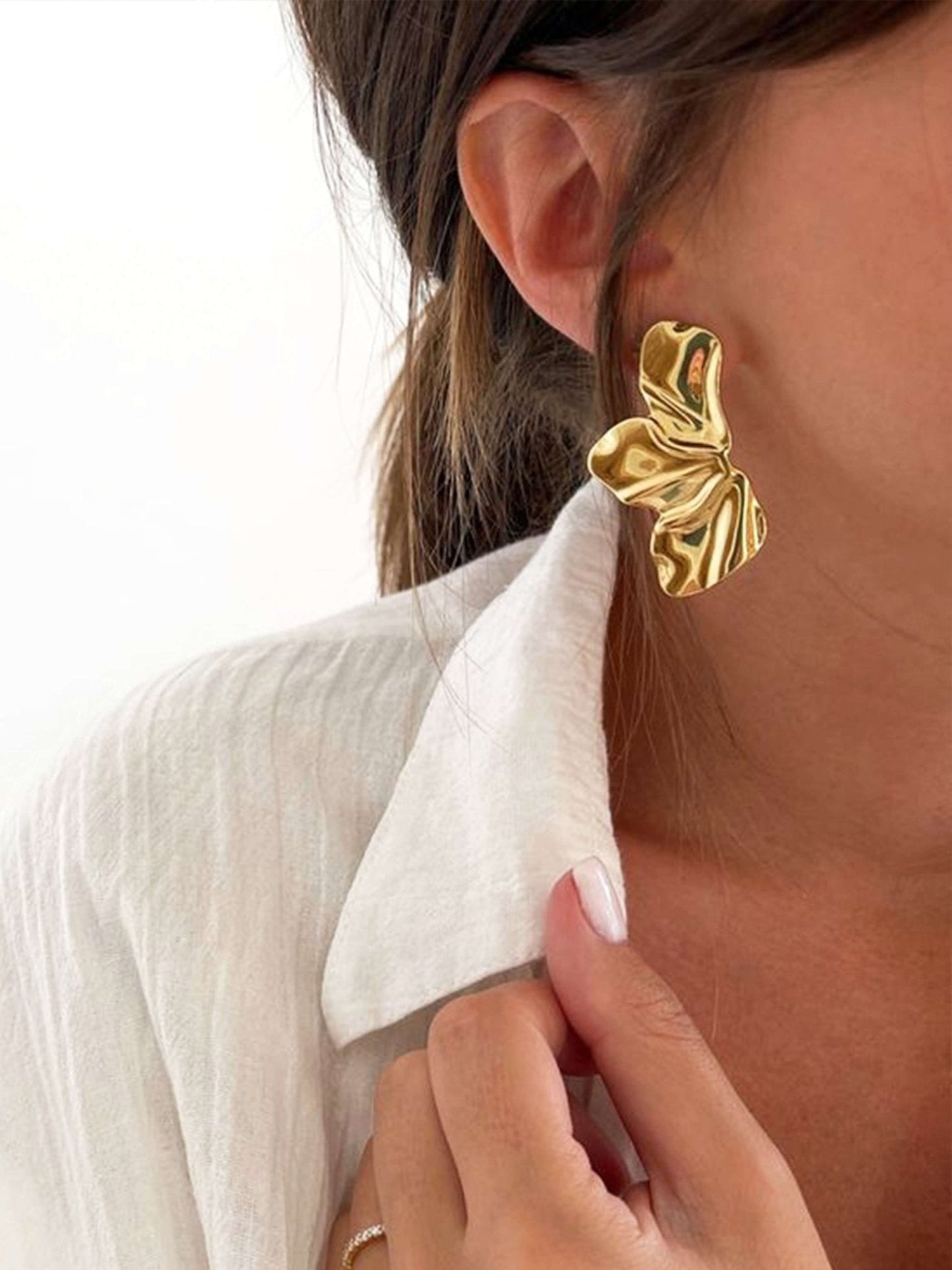 Mia Bloom Petal Earrings