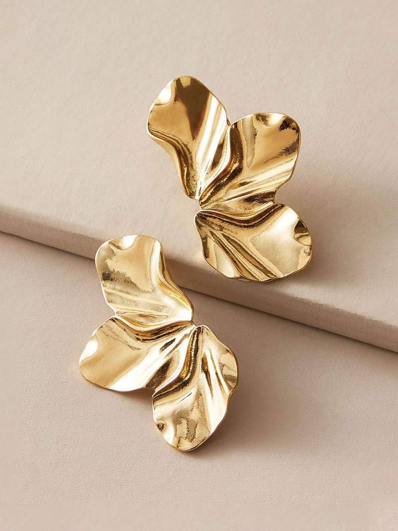 Mia Bloom Petal Earrings