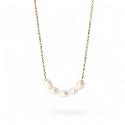 Elegant Freshwater Pearl Choker Necklace